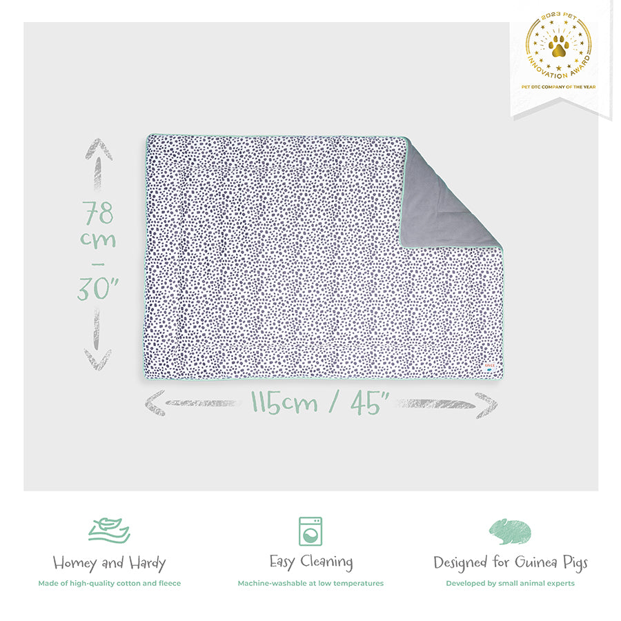 Kavee Dreamy Dalmatian Print 3x2 fleece liner image showing product features and dimensions on grey background