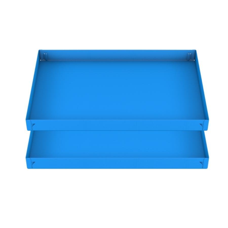 Coroplast cage liner outlet